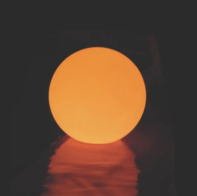 Schwimmende LED Leuchte D=30 cm Typ Ball Solange Der Vorrat Reicht